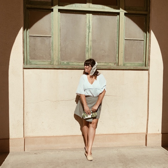 Meet your Posher, Jessica - Picture 1 of 16